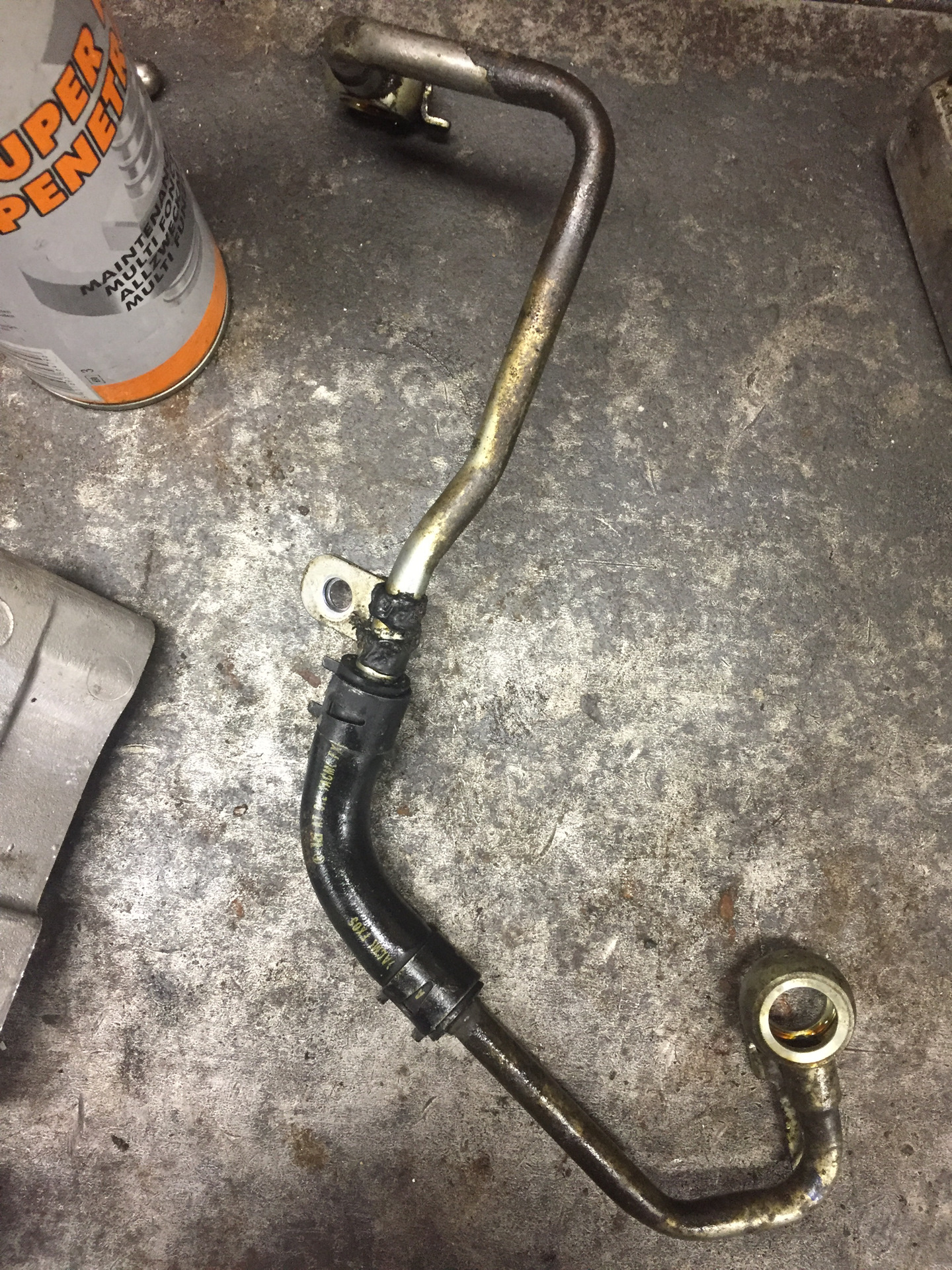 Трубка vvti. Трубка давления масла lexus rx350. Vvti лексус 570. Трубка vvti лексус рх 350. Lexus rx 350 магистральная масляная трубка с двигателя.