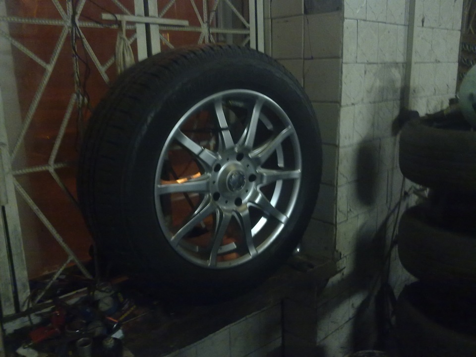 продам 4 диска с резиной R20 резина: 275/55/20 bridgestone — Сообщество ...