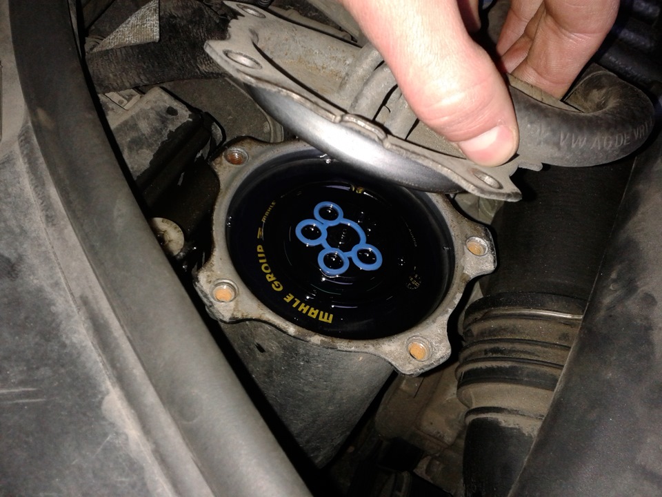 Смена топливного фильтра, масла и масляного фильтра — Audi A3 Sportback ...