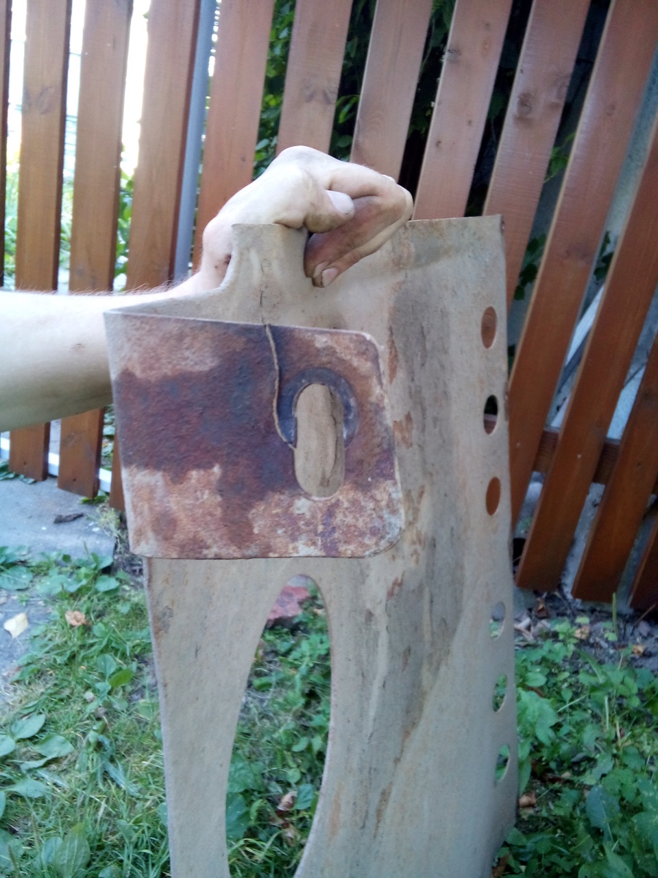 Замена защиты картера — Lada 21104, 1,6 л, 2006 года | поломка | DRIVE2