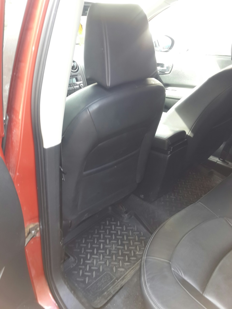 Скрипит водительское сидение (Поясничная поддержка) — Nissan Qashqai ...