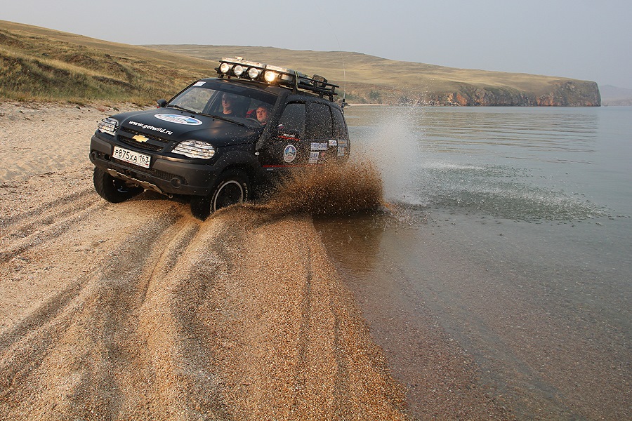 Автомобиль нива в алтайском крае. Chevrolet Niva Expedition. Нива Шевроле для экспедиций. Нива Шевроле Экспедиция Экспедиция. Бездорожье Ольхон.