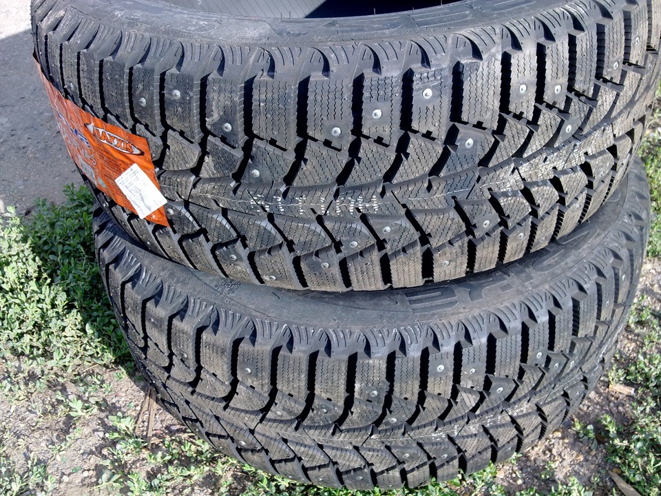 Зимняя резина "MAXXIS" PRESA SPIKE 225х55х16 — Audi A4 (B6), 1,8 л ...