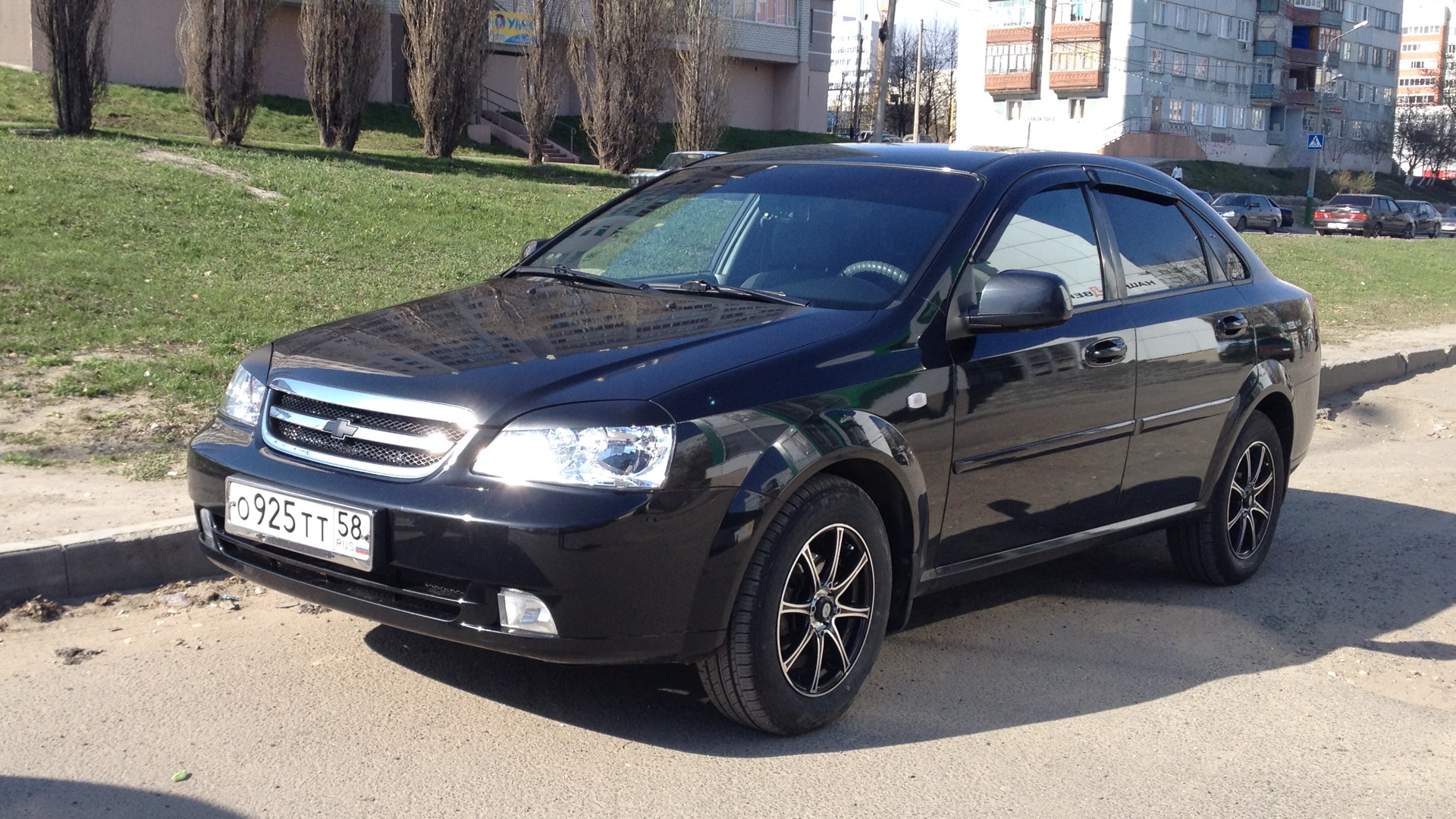 Chevrolet Lacetti Sedan 1.4 бензиновый 2011 | 