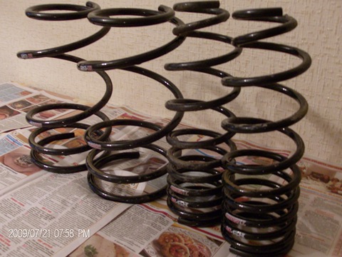 springs  - Toyota Corolla 16 L 2005