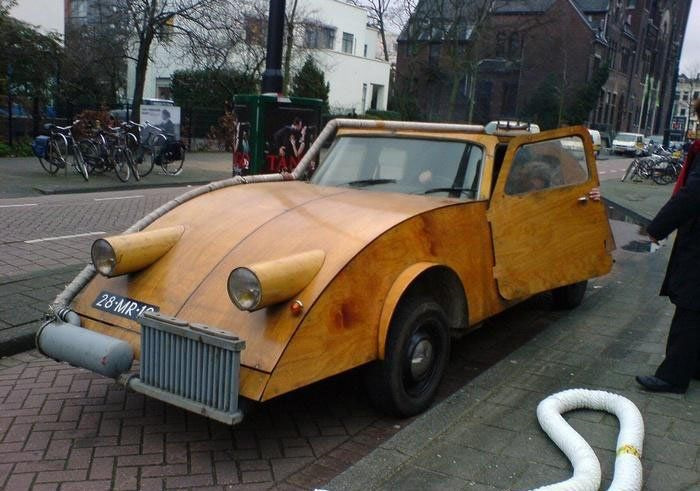 Депутаты Приморья просят премьера Дмитрия Медведева отсрочить повышение утилизац