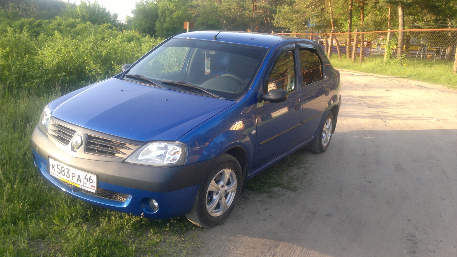 Renault Logan (1G) 1.4 бензиновый 2009 | Blue на DRIVE2