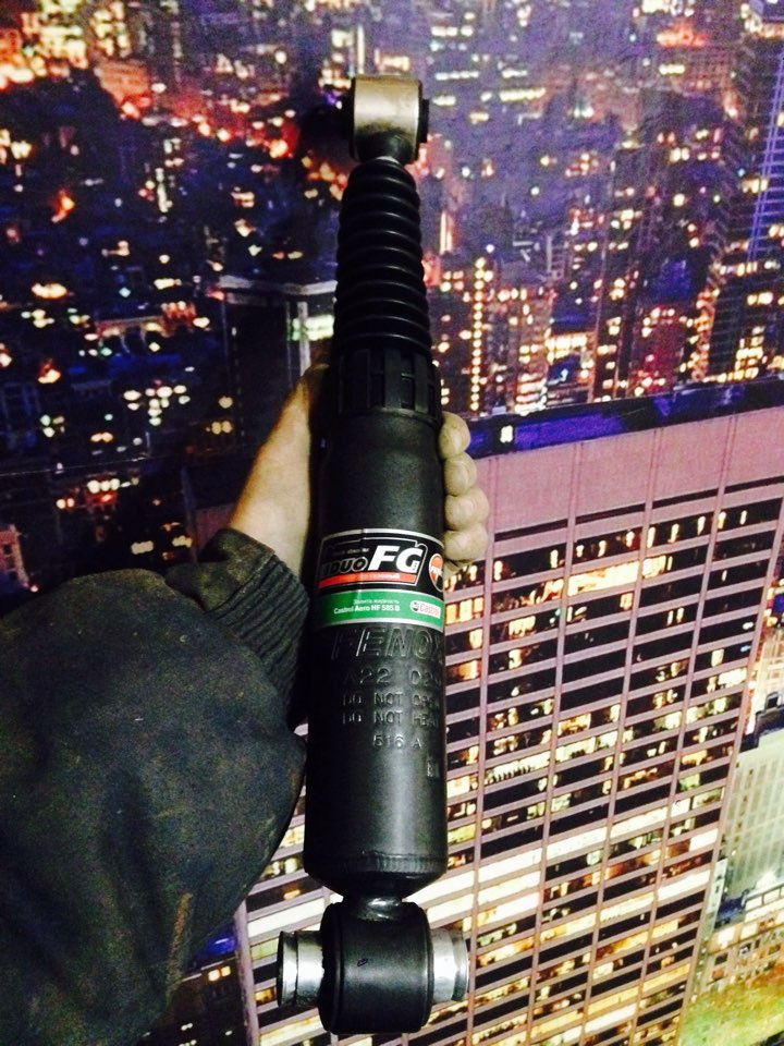 Замена задних амортизаторов Пежо 206 седан — Peugeot 206, 1,4 л, 2007 ...