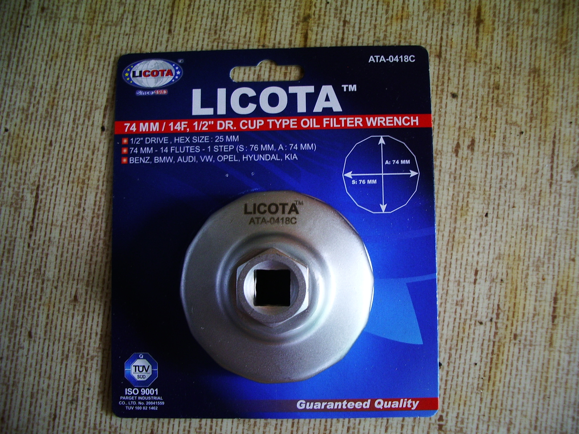 Съёмник корпуса масляного фильтра - Mazda MPV II, 2,3 л, 2002 года своими руками