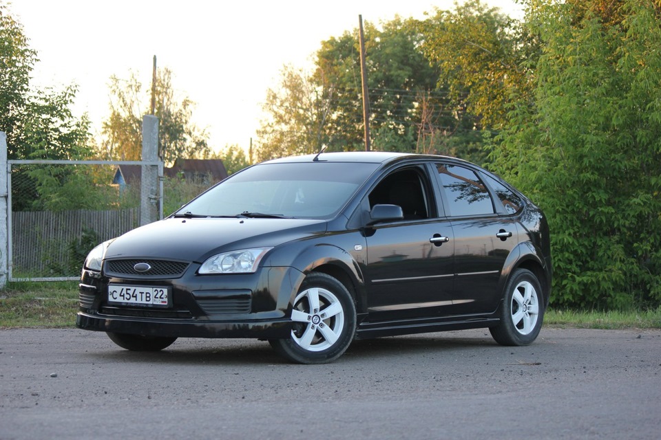 Фокус 2 2007. Ford Focus 2 2007 хэтчбек. Форд фокус 2007 хэтчбек. Форд фокус 2 2007 года хэтчбек. Ford фокус хэтчбек 2007.