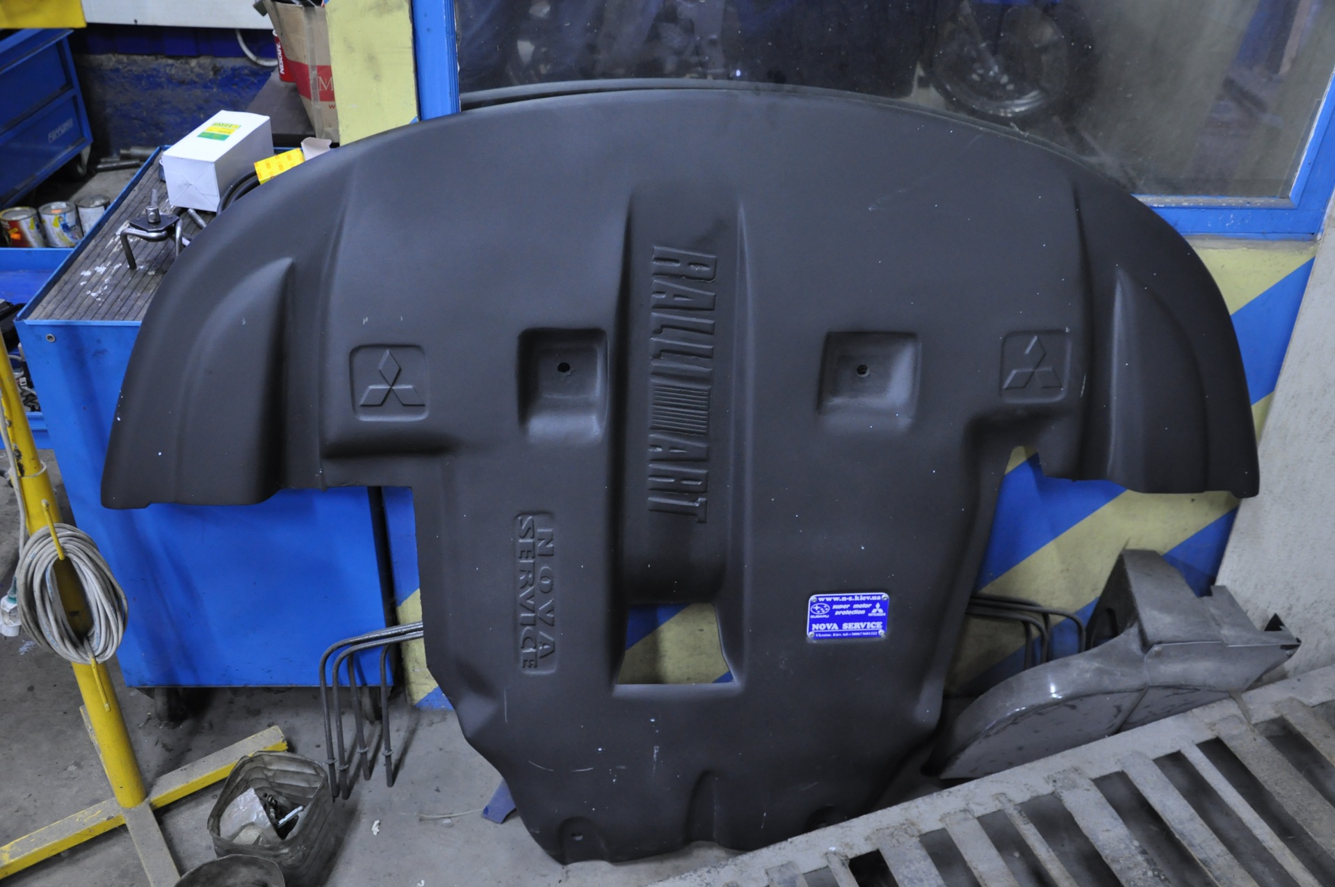 Защита, замена масла и потение масла sst?(что это?)И битый интеркулер ...