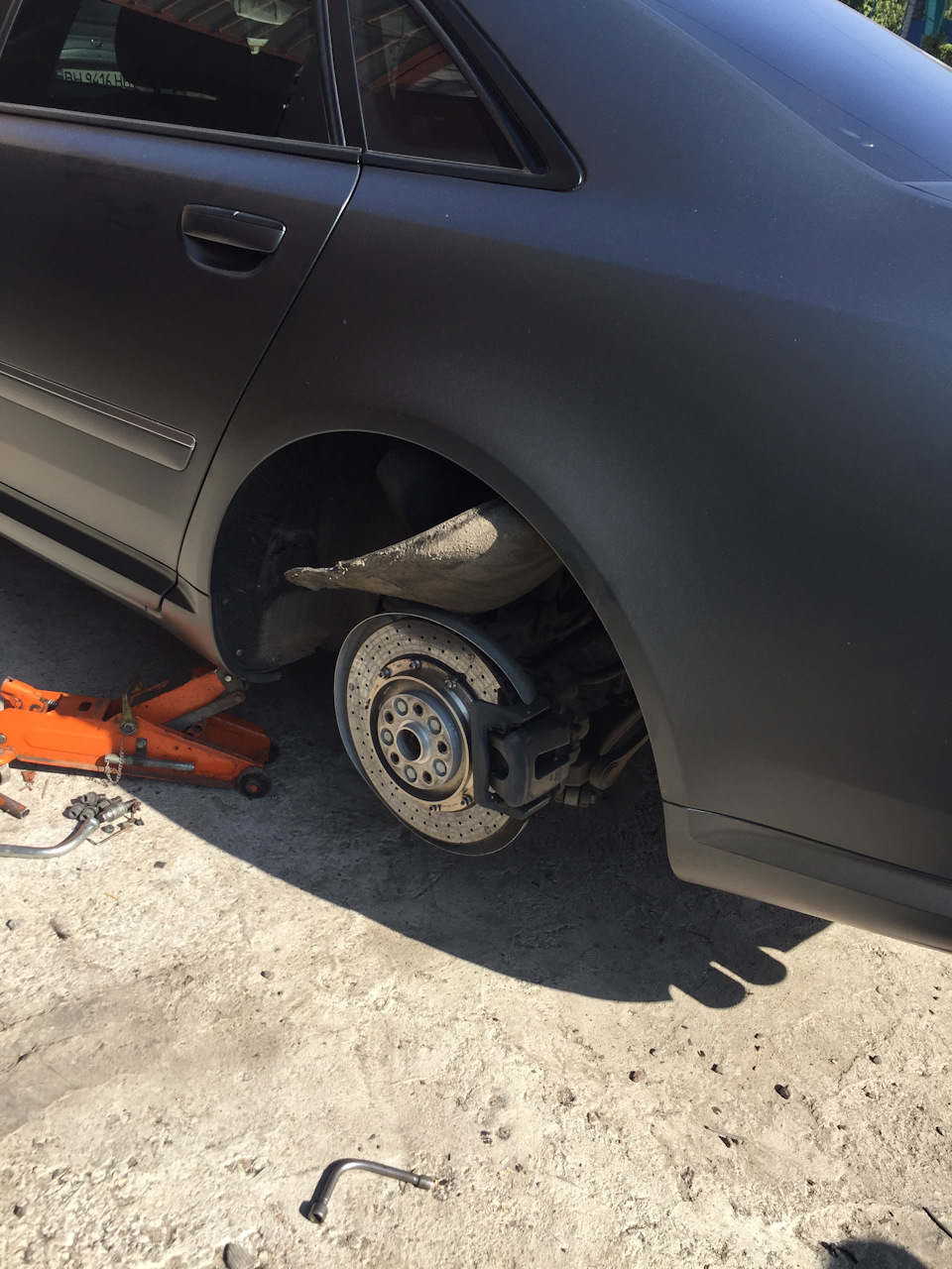 Вентиляция топливного бака достала🙈 — Audi S8 (D3), 5,2 л, 2007 года ...