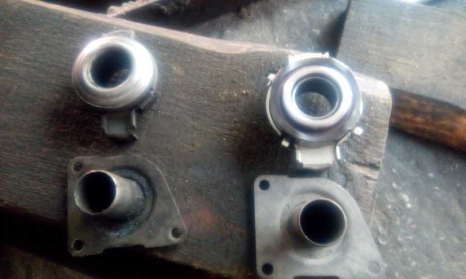 Слева Luk, справа ТЗА. Так же было решено поменять направляющую выжимного. — Lada Приора хэтчбек