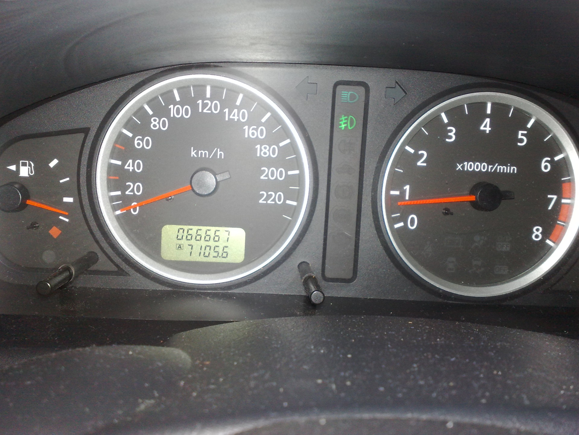 Не уследил — Nissan Almera II (N16), 1,8 л, 2006 года | наблюдение | DRIVE2