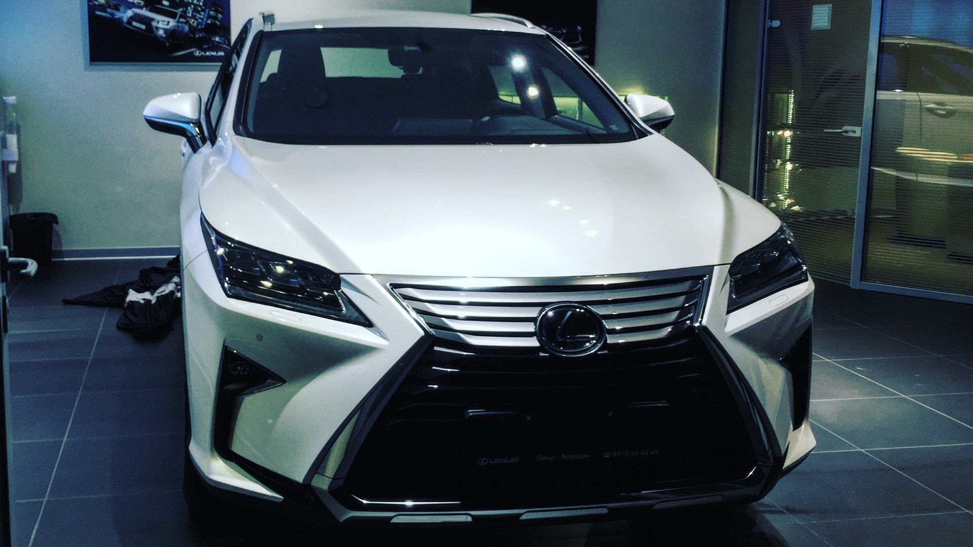 Lexus RX (4G) 2.0 бензиновый 2016 | F Sport Way на DRIVE2