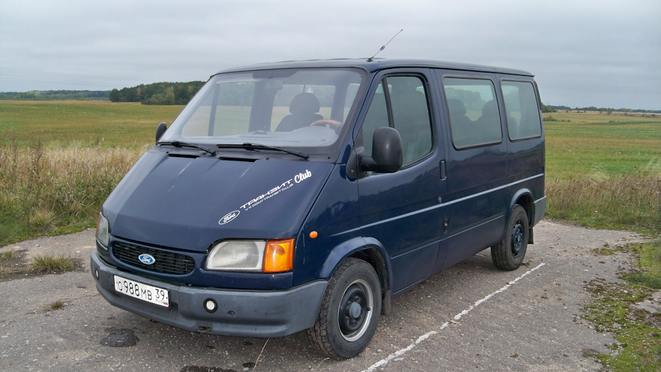 Транзит 2.5. Ford Transit 2000. Форд Транзит 2000г. Ford Transit 2. Форд Транзит 2000 года.