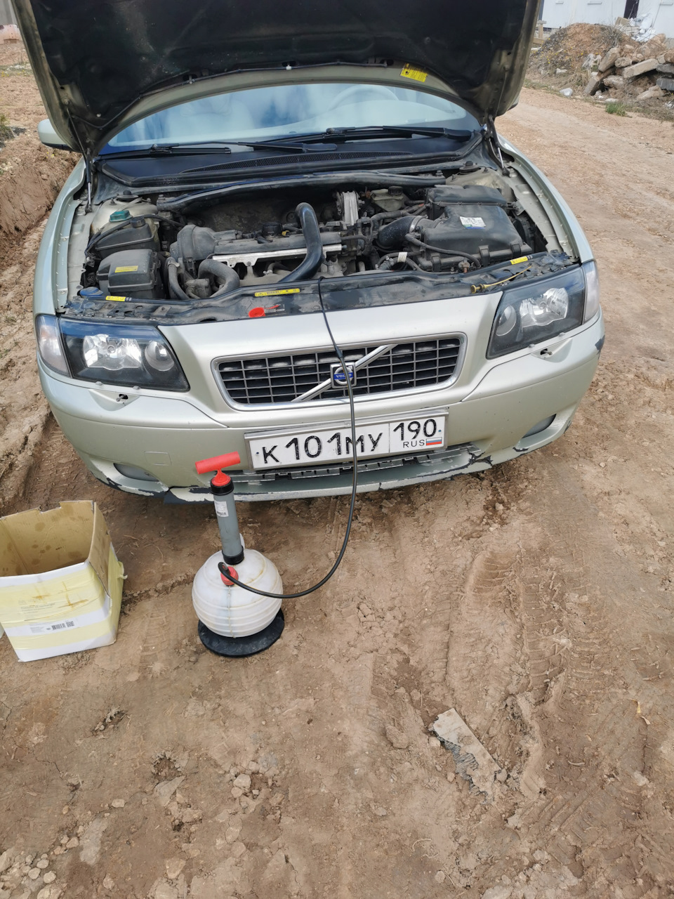 Частичная замена масла в акпп — Volvo S80 (1G), 2,5 л, 2006 года ...