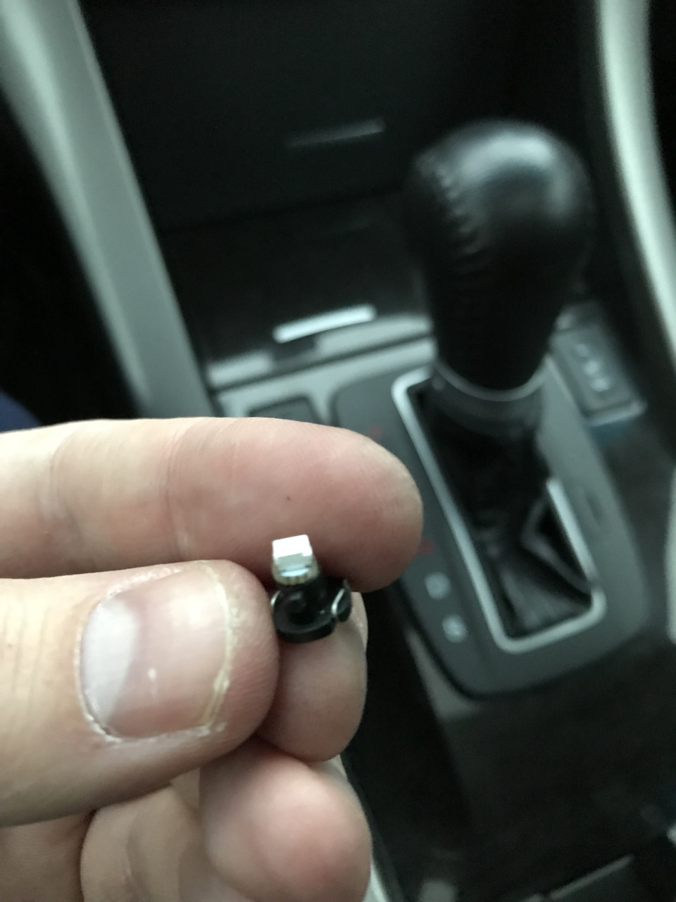 Как поменять лампочки аккорд 7 LED в освещение кнопок - Honda Accord (8G), 2,4 л, 2008 года своими руками DRIVE