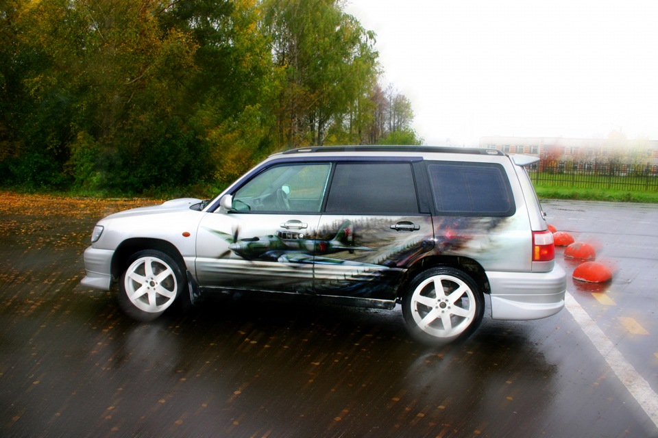 Форестер праворульный. Subaru Forester 1999. Subaru Forester 1999 2.0. Субару Форестер 1999г. Форестер 1 серебристый.