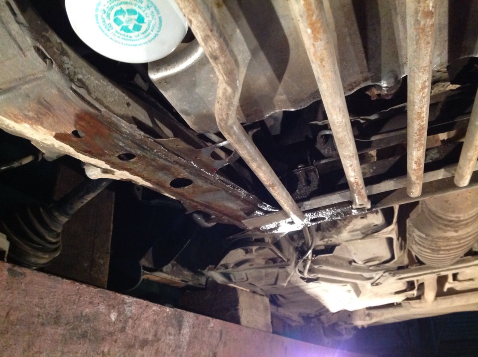 Течь рулевой рейки — Volvo 850, 2,5 л., 1997 года | своими руками | DRIVE2