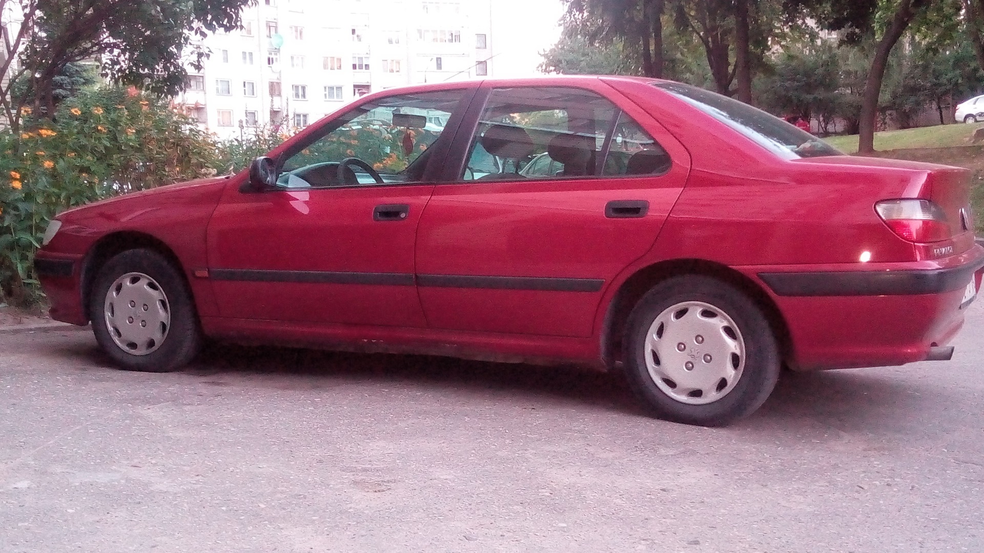 Пежо 406 1998 год. Пежо 406 1998 год