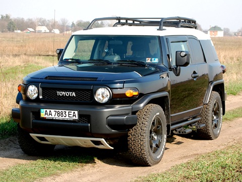 Small styling - Toyota FJ Cruiser 40 L 2007