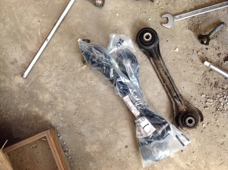 Продольный рычаг — Mercedes-Benz E-Class (W210), 2,4 л, 1998 года ...