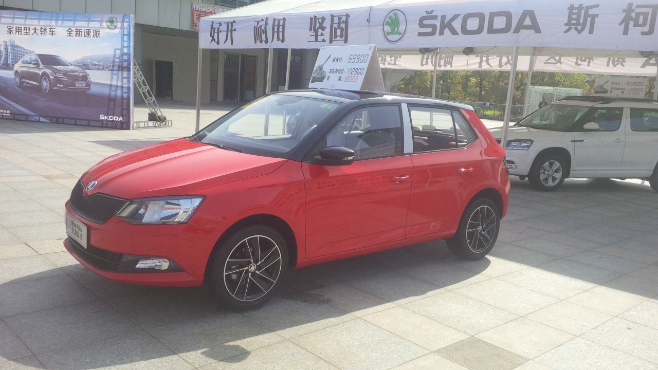 New Fabia — Skoda Fabia Mk2, 1,4 л, 2011 года | фотография | DRIVE2