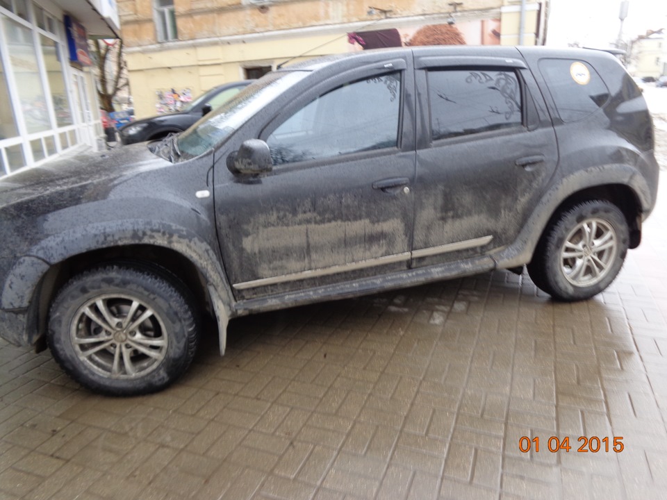 Молдинги на двери — Renault Duster (1G), 1,6 л, 2013 года | стайлинг ...