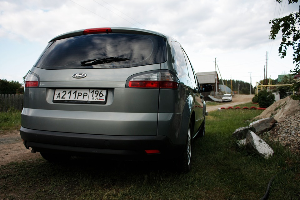 Фото в бортжурнале Ford S-Max (1G)