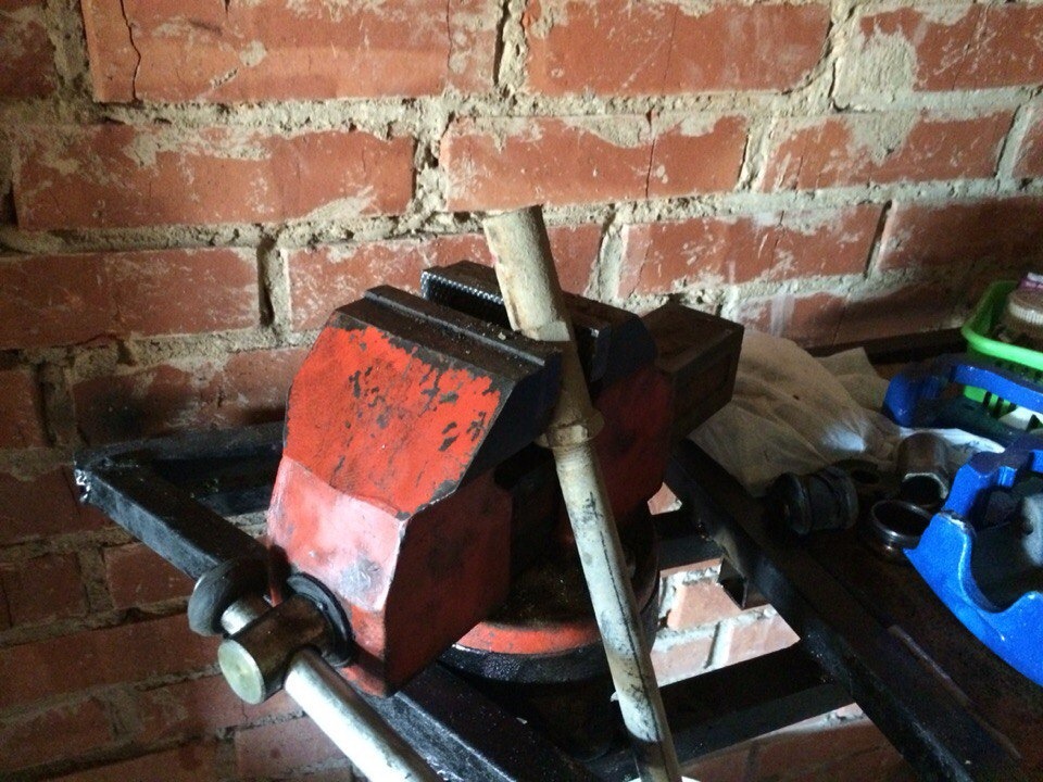 Обслуживание рулевой рейки! — Lada 2114, 1,5 л, 2006 года | своими ...