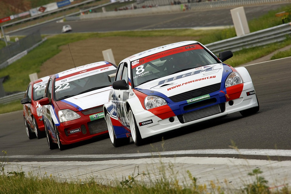 Замена 4-й подряд помпы, покраска крепления ФНС, молибден в КПП и фотки ...