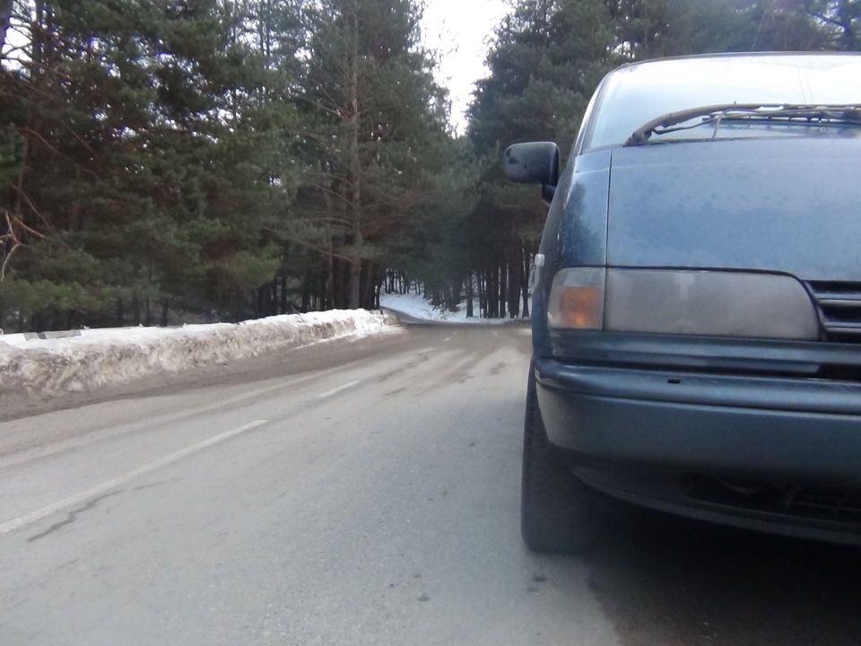 нестандартный подход к звуку — Toyota Previa (1G), 2,4 л, 1993 года ...