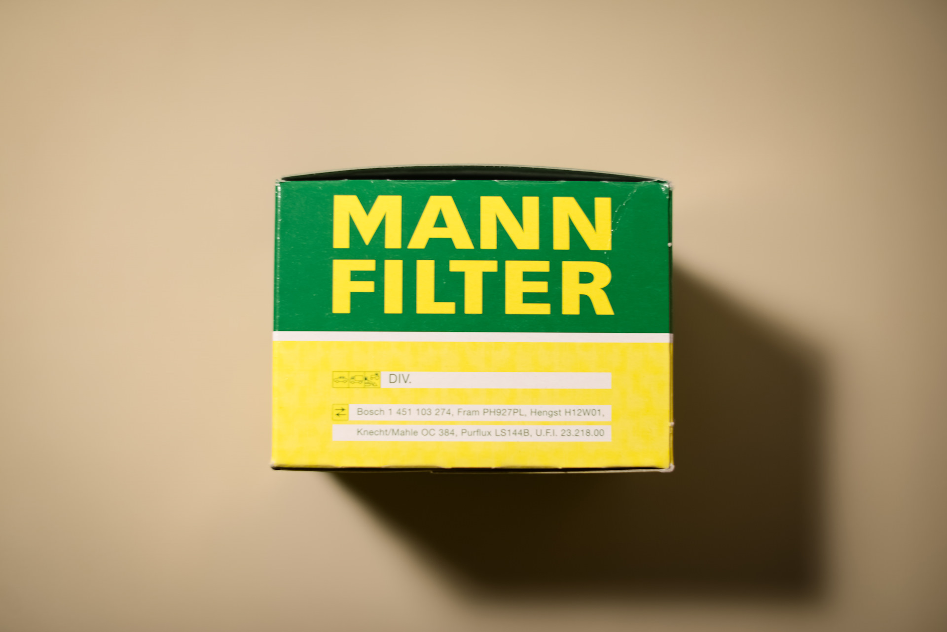 Mann ist mann. Масляный фильтр Манн w914/2. Mann Filter этикетка. Манн w6018 оригинал коробка. Mann Filter каталог.