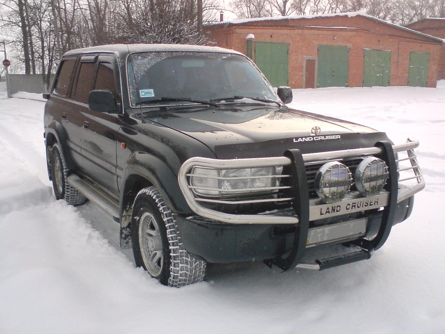 Авито ленд крузер с пробегом. Toyota Land Cruiser 80 GX. Тойота ленд Крузер 80 с кенгурятником. Toyota Land Cruiser 80 v8. Toyota Land Cruiser 1997 с кенгурятником.