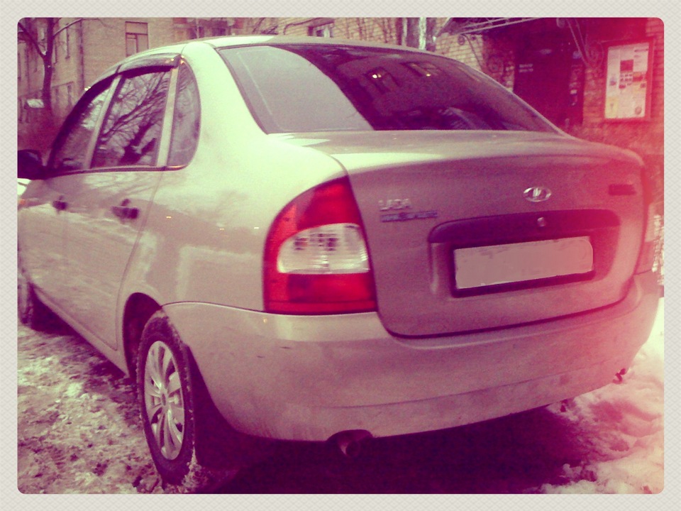 Решетка радиатора и сабля в цвет кузова) — Lada Калина седан, 1,6 л ...