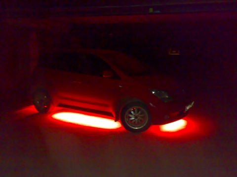 Lighting of the bottom  - Toyota ist 15 L 2003
