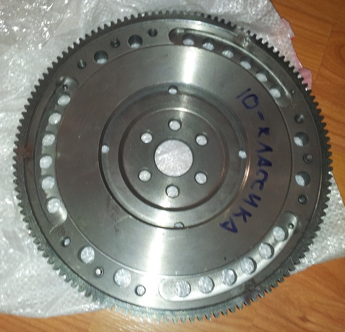 Подшипник коленвала задний 2101. Подшипник первичного вала ваз 2101. Маховик 2110-1005115. Подшипник маховика ваз 2107. Подшипник маховика ваз 2107.