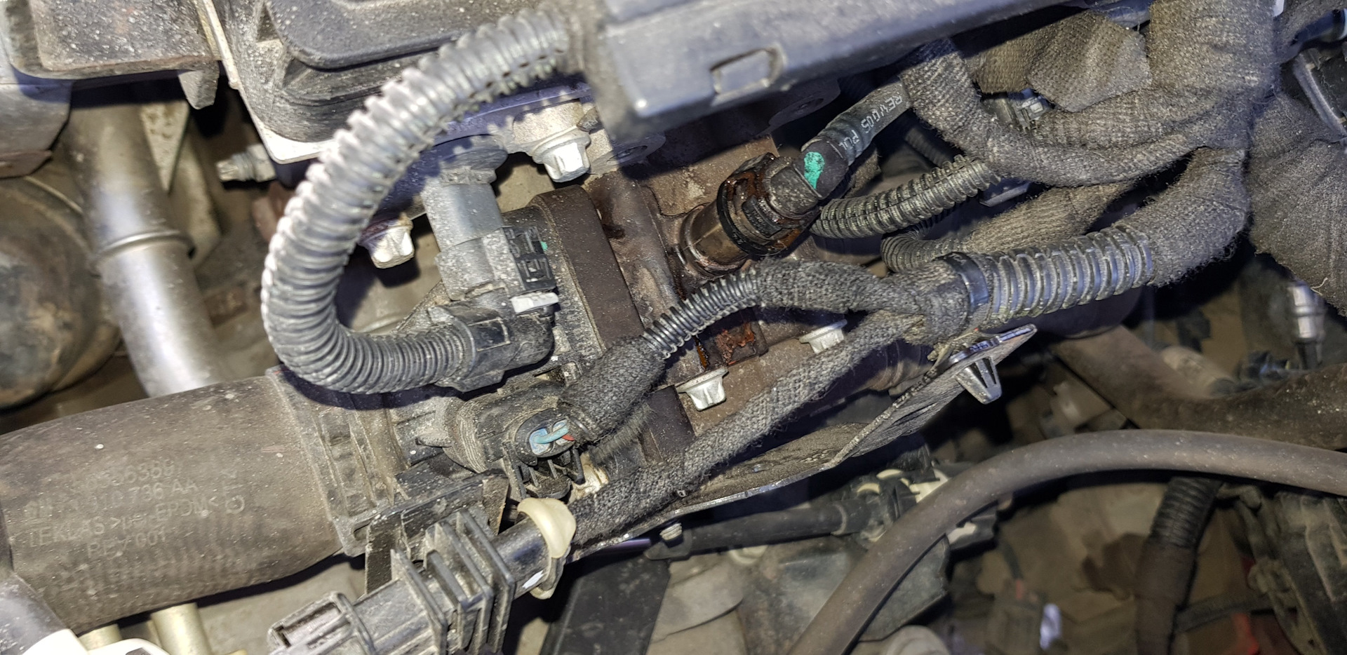 Течь антифриза из под датчика температуры — DRIVE2