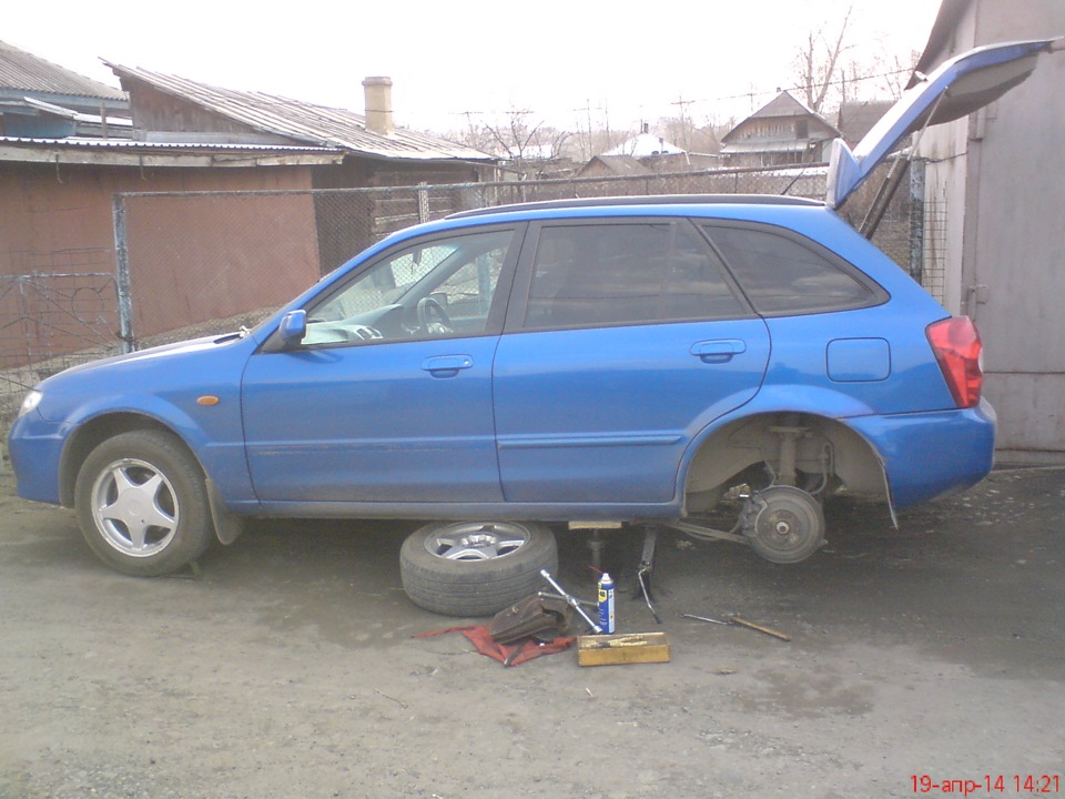 3.Замена задних торомозных колодок, чистка салона — Mazda Familia (BJ ...