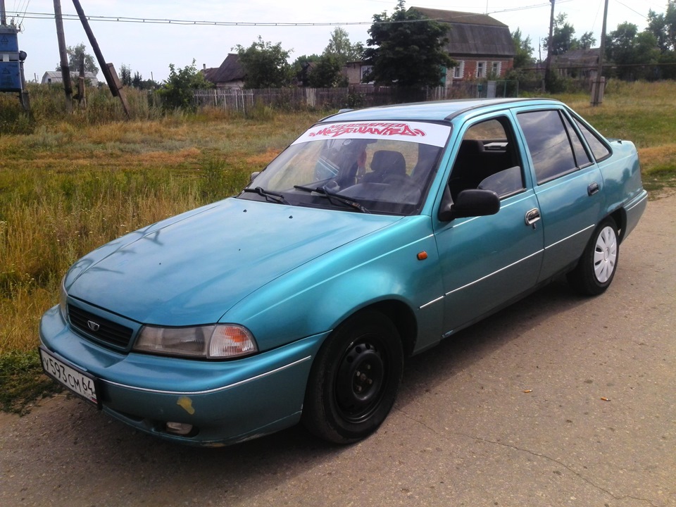 Дэу нексия авито. Daewoo Nexia 1999.