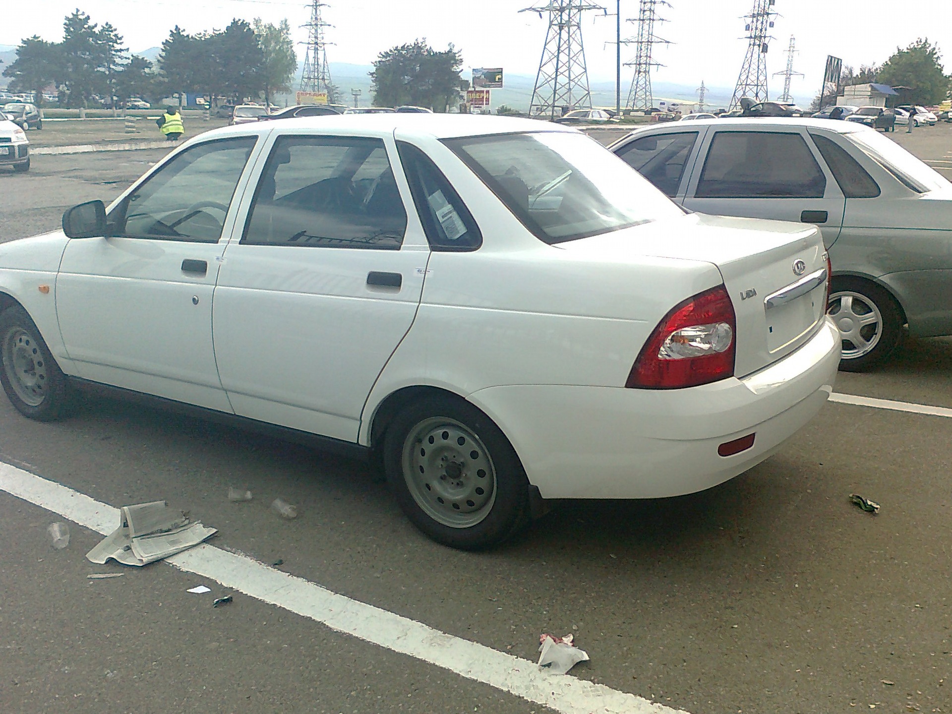 Вот мы и дома — Lada Приора седан, 1,6 л, 2011 года | покупка машины |  DRIVE2