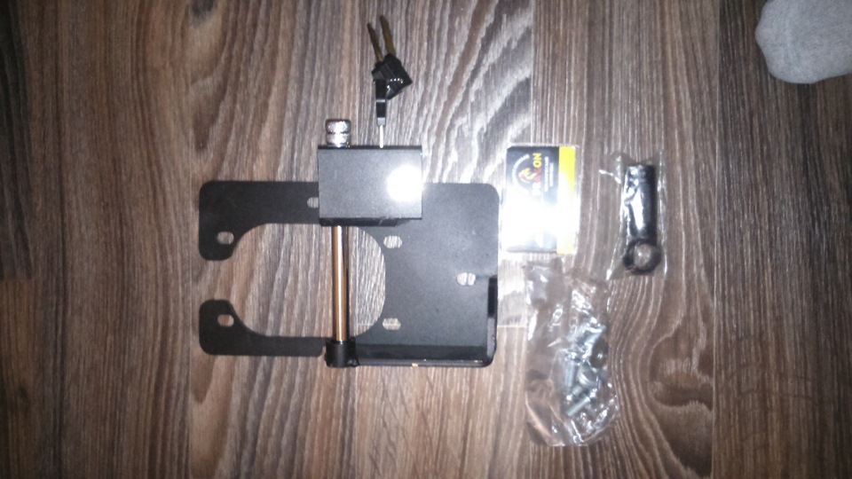 штыревой блокиратор на кпп dragon — Lada 2114, 1,6 л, 2012 года ...