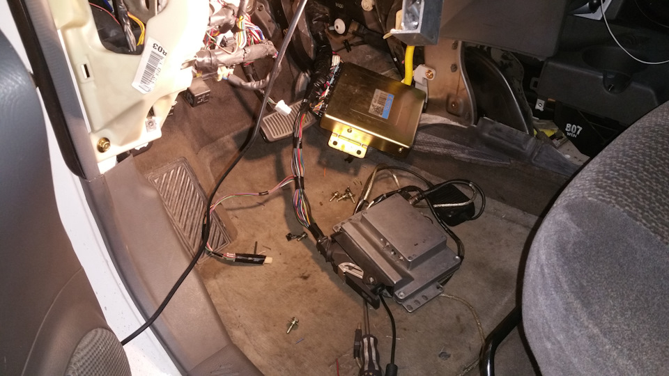 Инжекторная коса_часть 3 — Hyundai Santa Fe (1G), 2,4 л, 2002 года ...