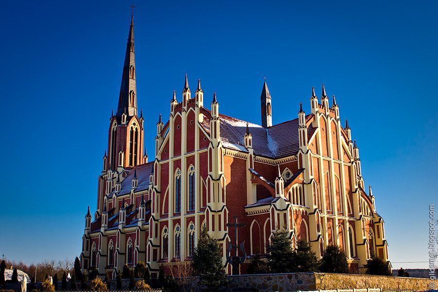 Костел святой троицы в гервятах фото