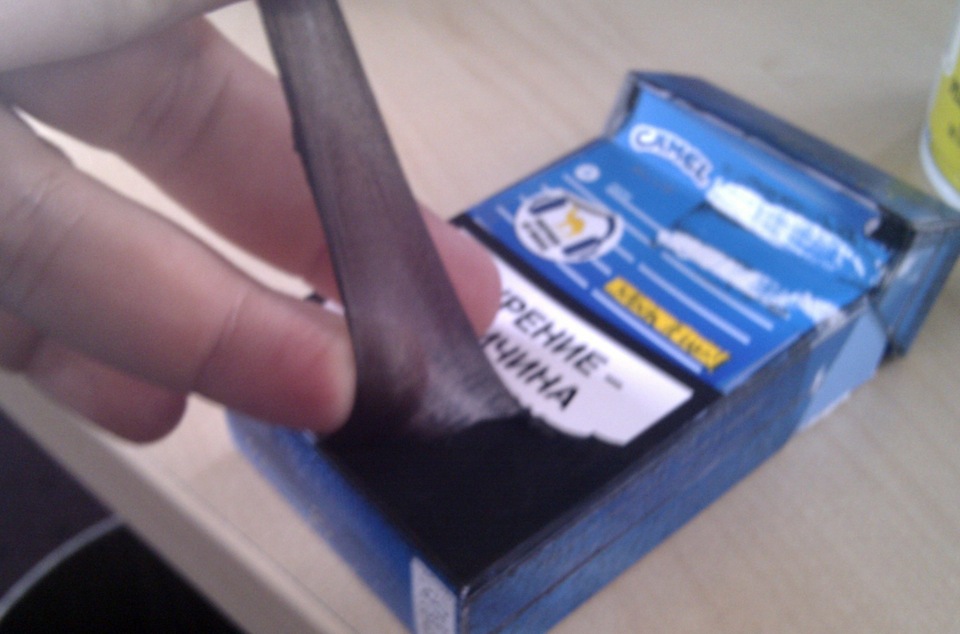 И это один слой. Достаточно тяжело тянется. — Nissan Primera (P11-144)