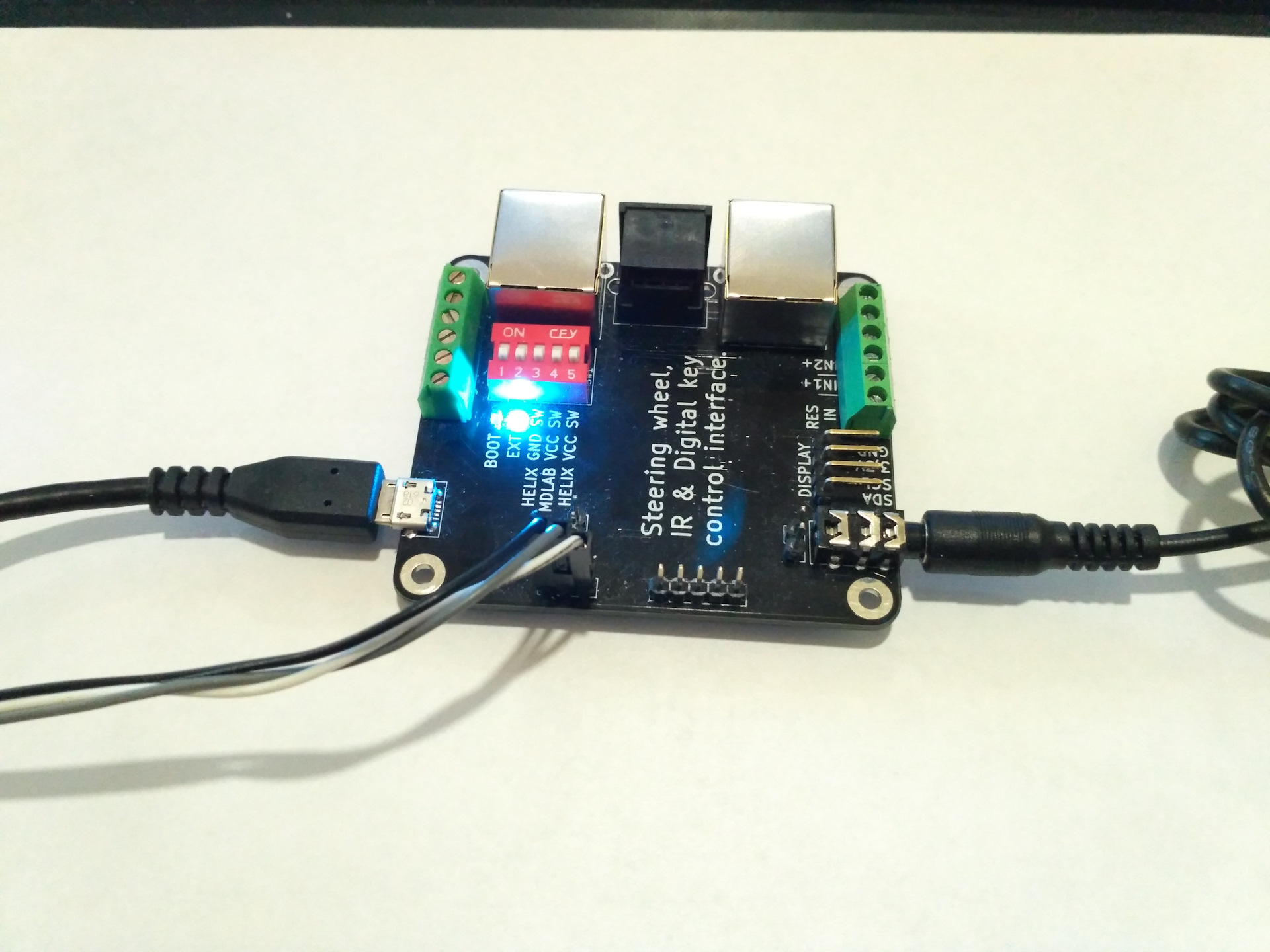 Usb hidden. Регулятор звука USB Hid. USB-Hid Интерфейс. Ардуино ИК Sony NEX. 99m4 ИК датчик