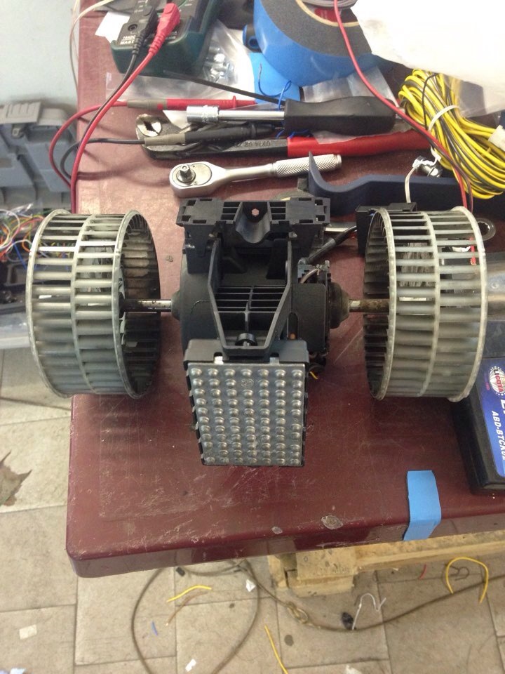 Замена моторчика печки — BMW 5 series (E60), 3 л, 2007 года ...