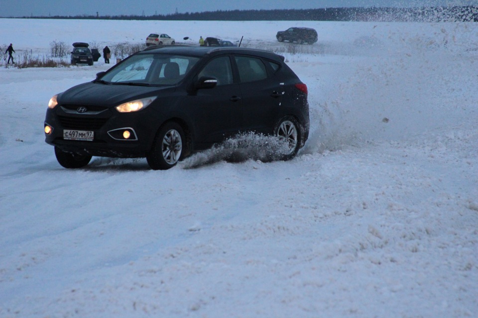 Выходные, Подольск, озеро, STI, Кадила, Иикс — Hyundai ix35, 2 л, 2012 ...