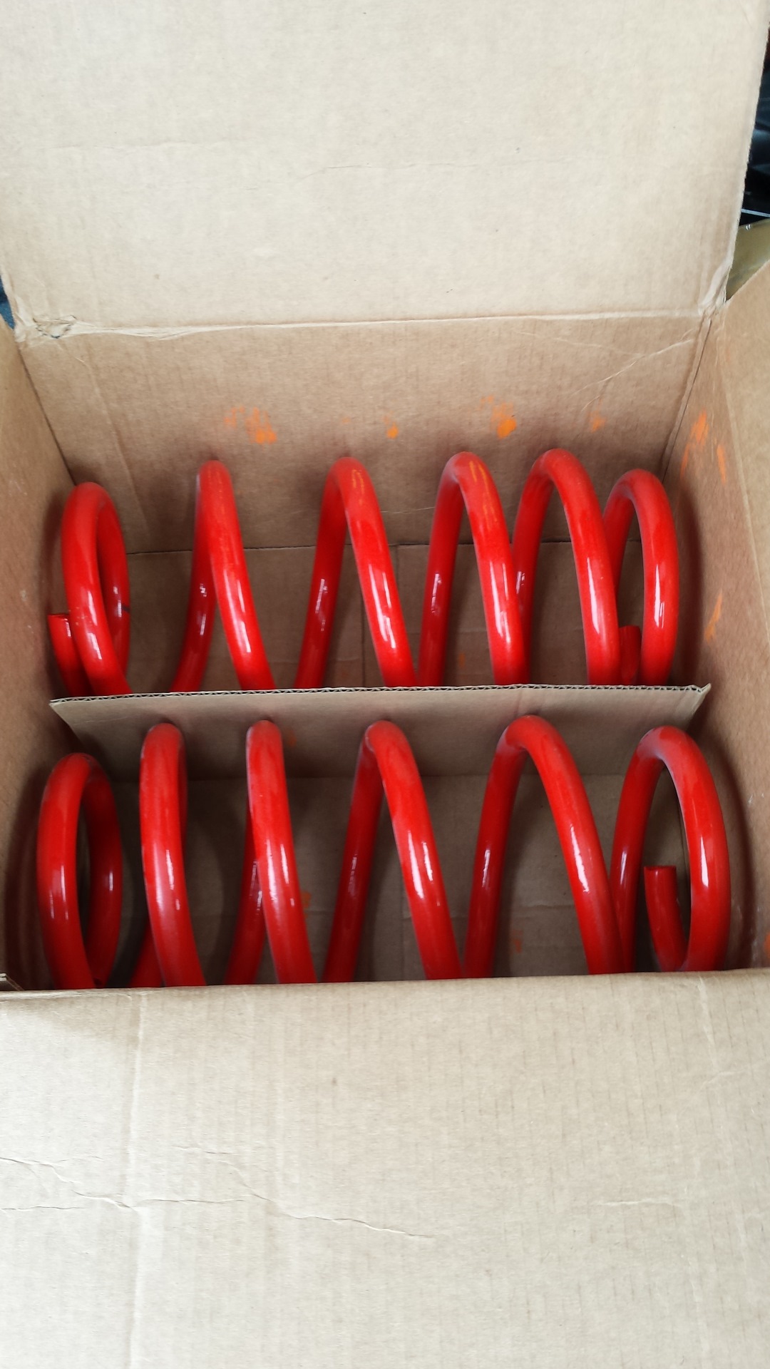 Vlad springs. Jeep Wrangler JK пружины. Vlad Springs пружины. Wrangler TJ пружины задние. Пружины от Vlad Springs на Тойота 4runner